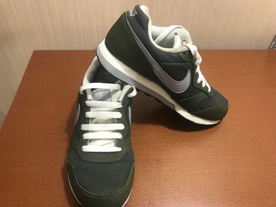 Кроссовки Nike  ( Найк. ) стелька 22 см