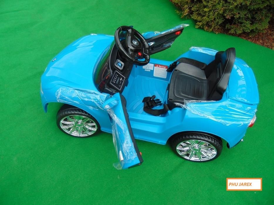 JAREX Samochód BMW CABRIO na akumulator - Miękkie koła