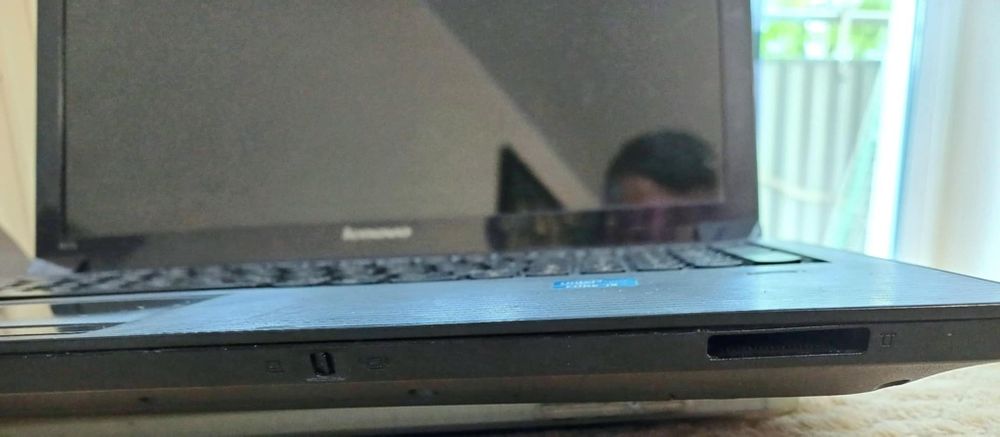 Laptop Lenovo B570