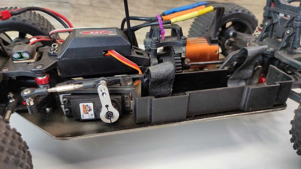 Carro Telecomandado Short Course Brushless 1/10 4x4