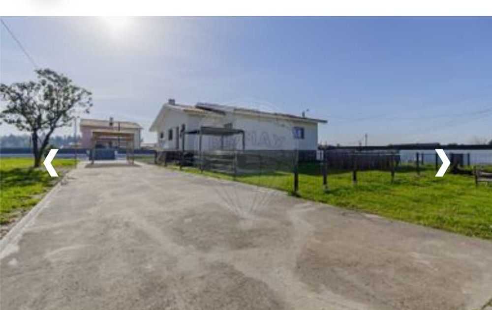 Moradia T3 com muito espaço exterior