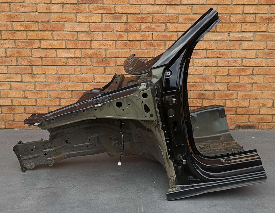 Четверть крило Audi A3 8Y зад перед кузов разборка