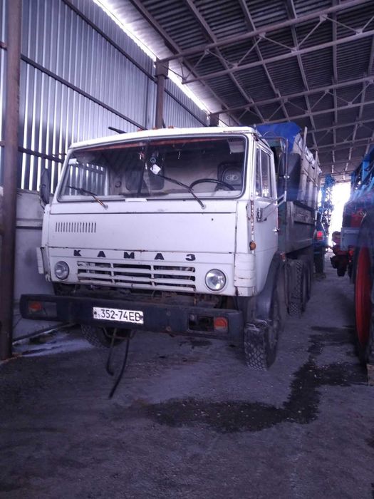 Автомобіль КАМАЗ 5511