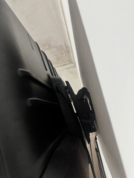 Televisão da marca Smart Tech 32 polegadas(não é smart)