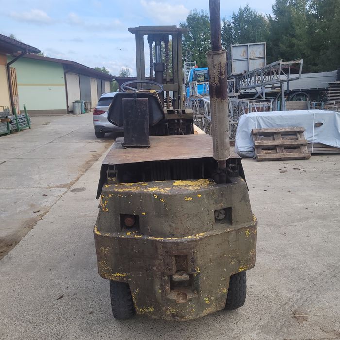 Wózek widłowy GPW 2501