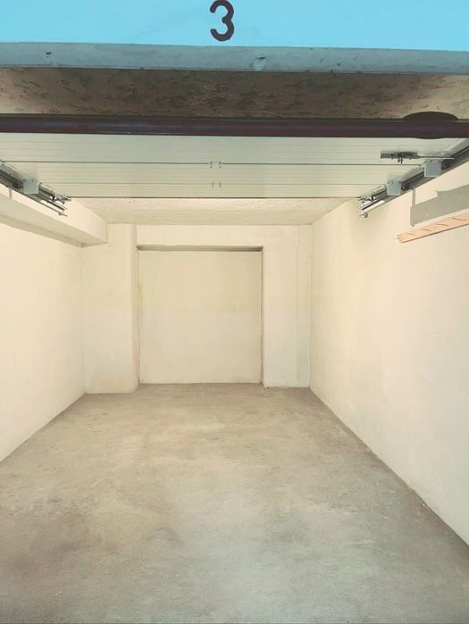 Vende-se Garagem Fechada - CENTRO - Vila Nova de Famalicão