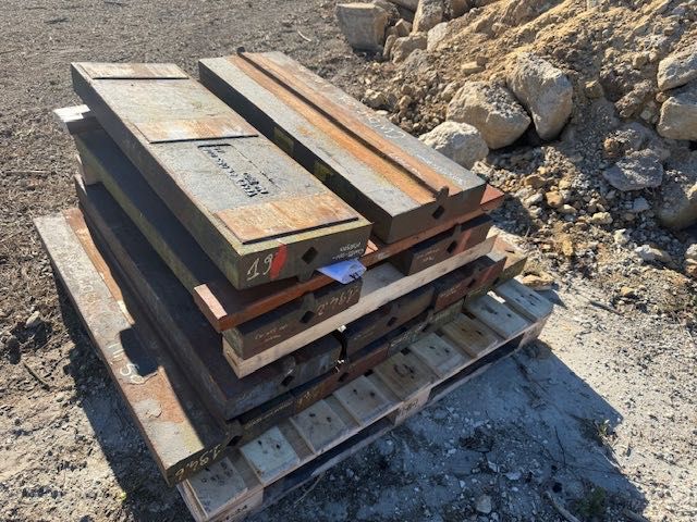 TEREX CW027 001MA500 - zielone blow bar listwa kruszonką do kruszarki udarowej