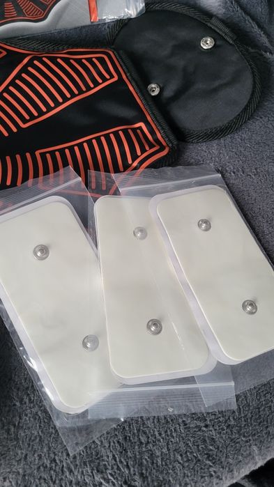 Elektrostymulator mięśni brzucha pas wibrujący Gymform rozmiar uniwers