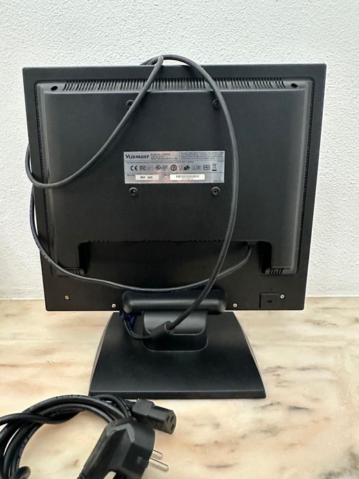 Monitor LCD Yüsmart 17"  178QP-B