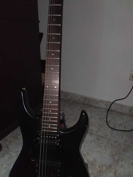 pack guitarra Samick"First runner"Custom+Amplificador Fender 35w