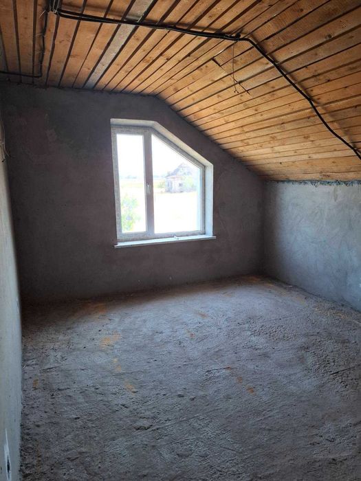 Продам дом на 10 сотках