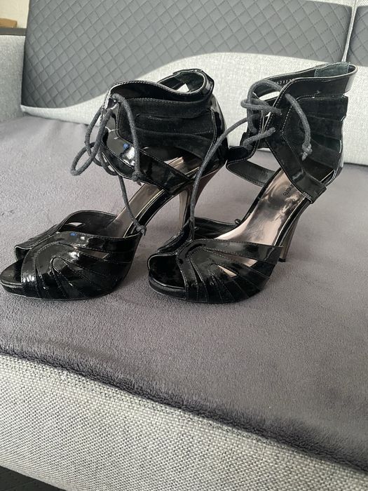 Buty na obcasie czarne