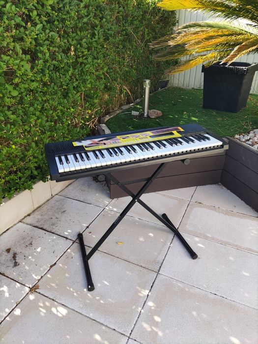 Casio CTK-520L Key Lighting System