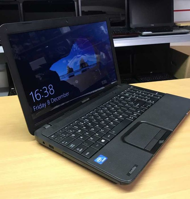 Toshiba C850 - 8GB RAM - SSD KiNGSTON + Oferta Mala Toshiba.