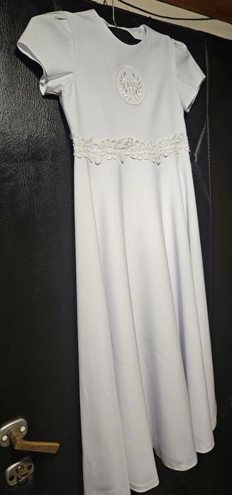 Strój komunijny dla dziewczynki