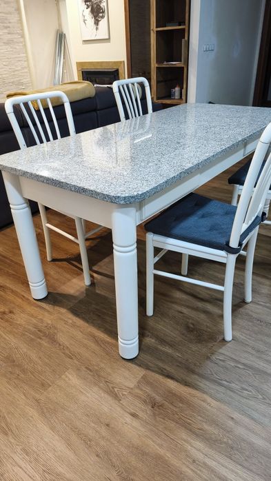 Vendo mesa de jantar