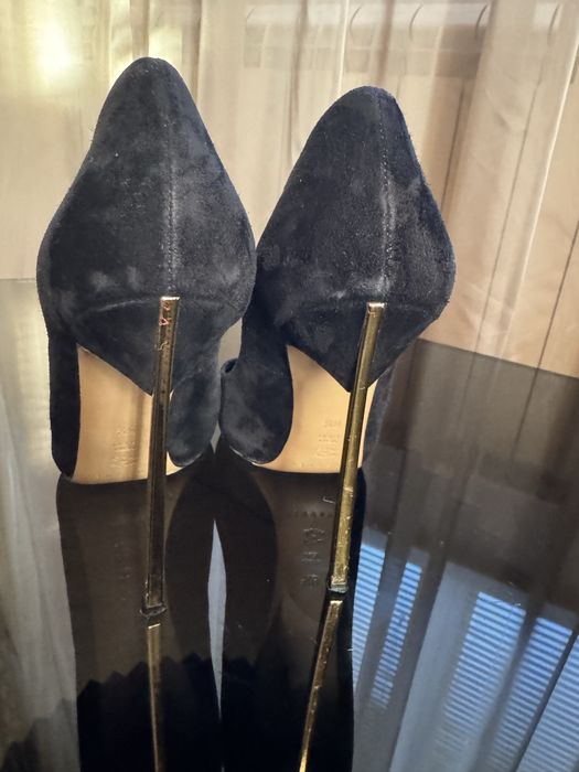 Замшеві туфлі від Casadei