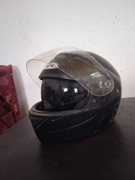 Шолом чорний розмір М