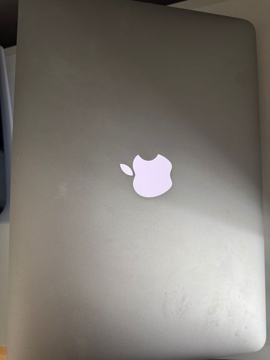 Sprzedam MacBook Air 13