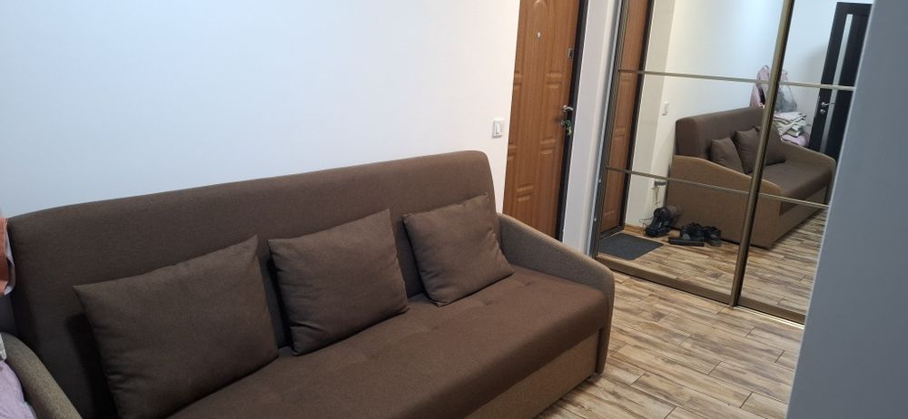 Вільно 1-кімнатні апартаменти. Можливо помісячно