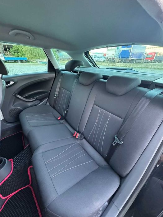 Продам автомобіль Seat Ibiza