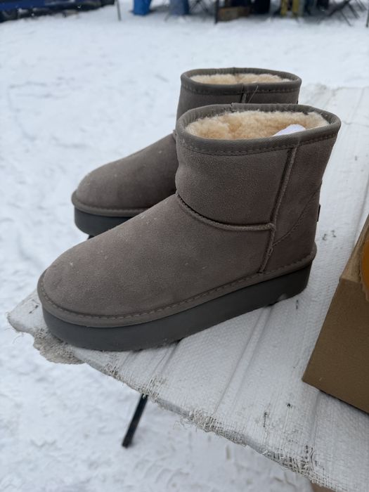 Уги Уги Замш натуральний