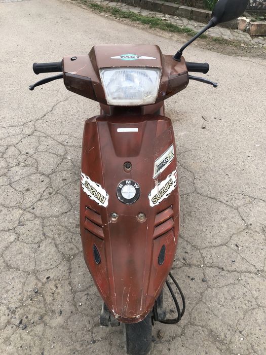 Продається скутер SUZUKI