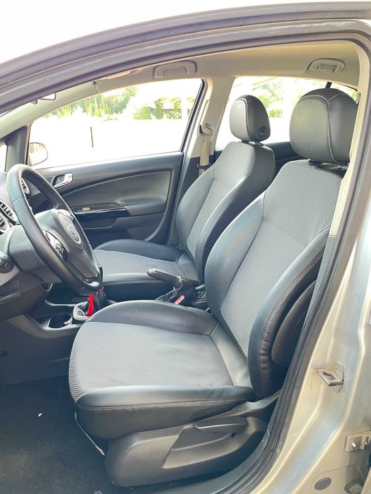 Opel corsa 1.2 cosmo