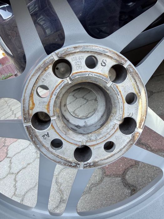 Felgi Porsche Macan 95B601025 18" 255/35/18 235/55/18