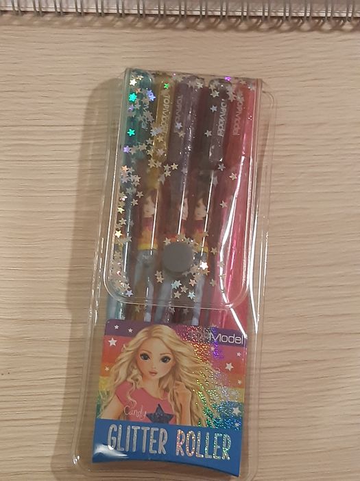 Brokatowe długopisy