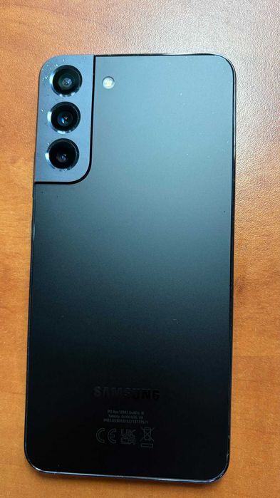 Galaxy S22+ 128 GB w bardzo dobrym stanie