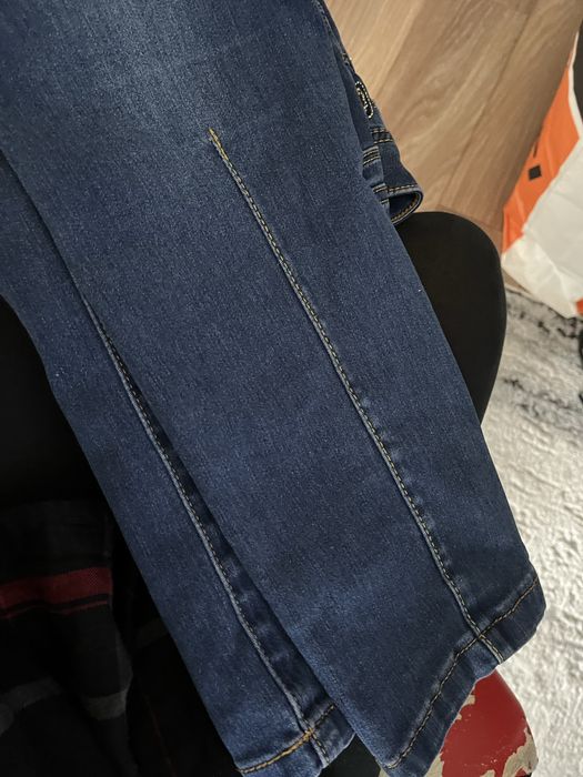 Spodnie jeansowe jeansy damskie marki Desigual rozmiar 32