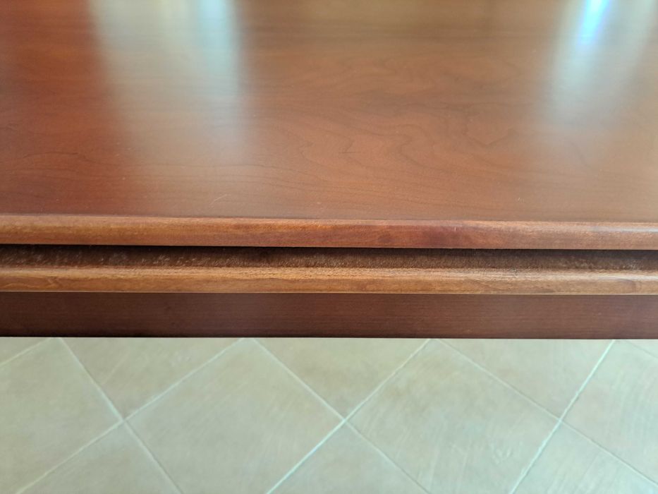 Moveis de sala de jantar. Madeira  maciça