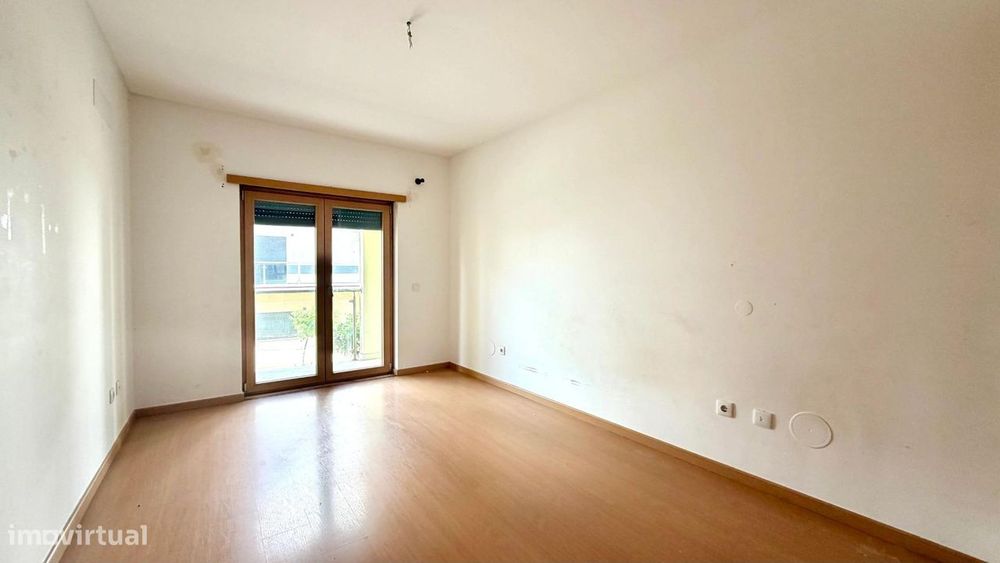 Apartamento T4 com 194m2 e amplas varandas Pinhal Novo