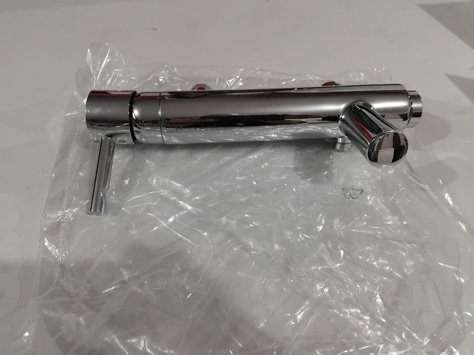 Torneira Misturadora Termóstatica de banheira da marca Grohe