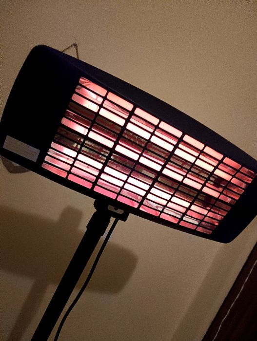 Promiennik stojący na podczerwień