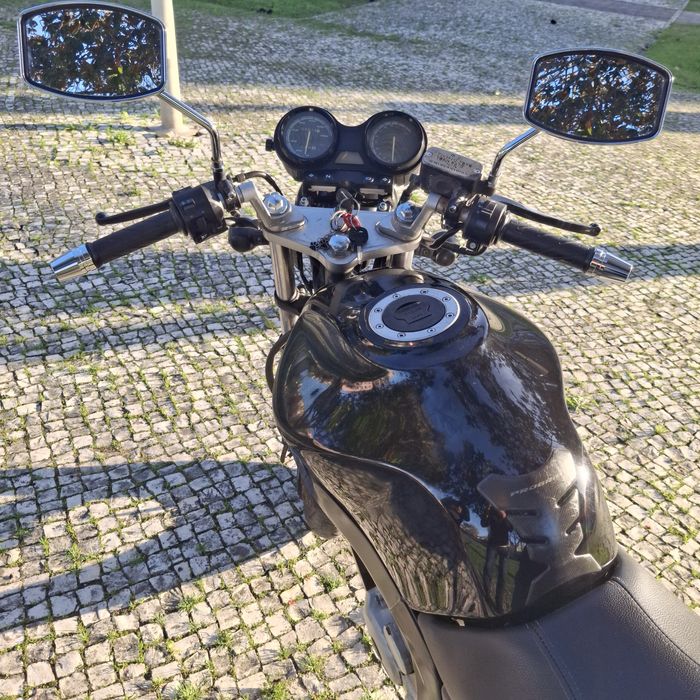 Mota Daelim Roadwin 125cc FI 2009