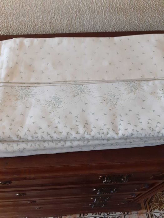 Jogos de cama de solteiro- como novos