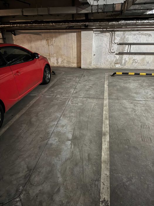 Оренда паркінгу для автомобіля, мотоцикла. McDonald's Шулявка