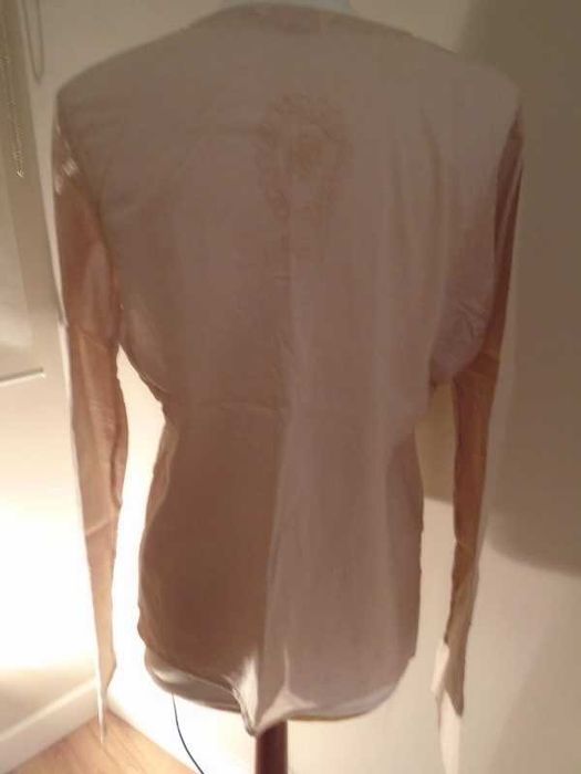 Blusa Stradivarius cor bege