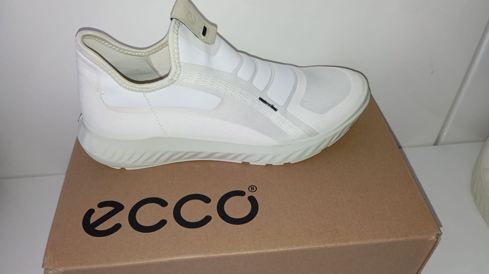 Sneakersy ECCO Ath-1Fw  39