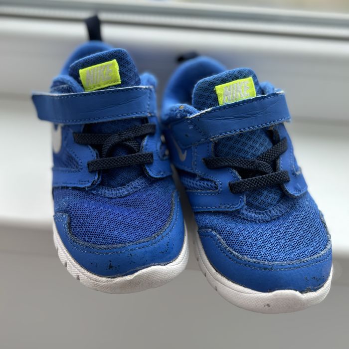 Кросівки Nike 26 розмір 16,5 см устілка/кроссовки