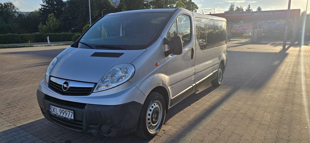Opel vivaro 9 os Wynajem do wynajęcia long  osobowy
