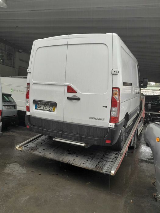 Cabeça de motor Renault master 2014