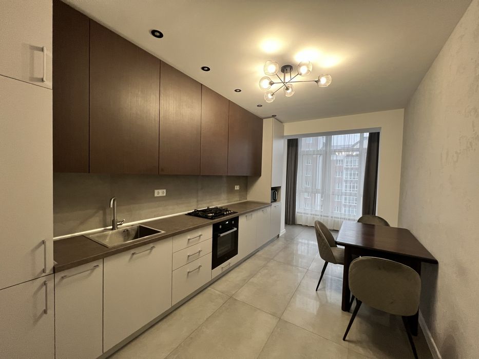 Оренда 1 кім вул.Височана  в центрі.Можна тваринку малу