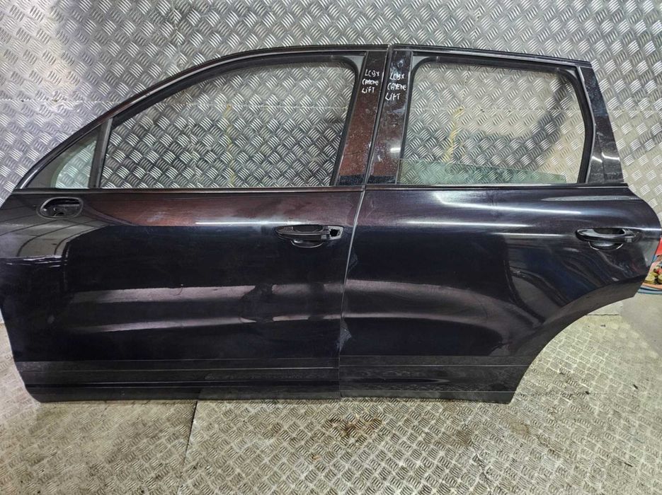 Двери передние задние правые левые Porsche Cayenne 7P разборка