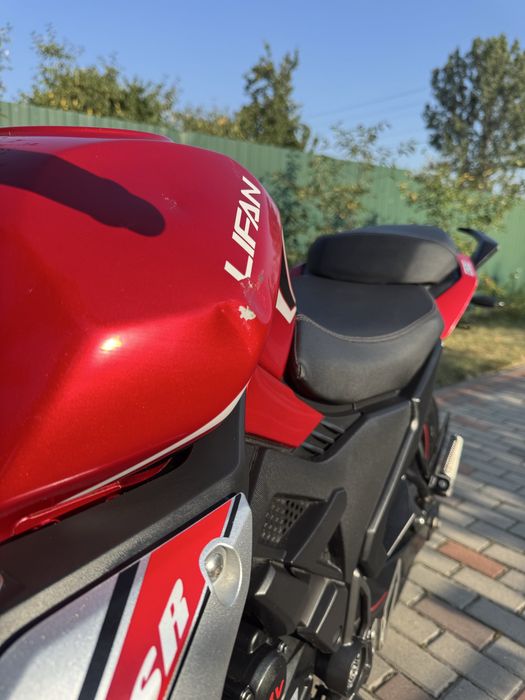 Продам Lifan sr220