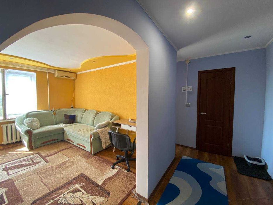 Продаётся 2-комнатная квартира на Спасской