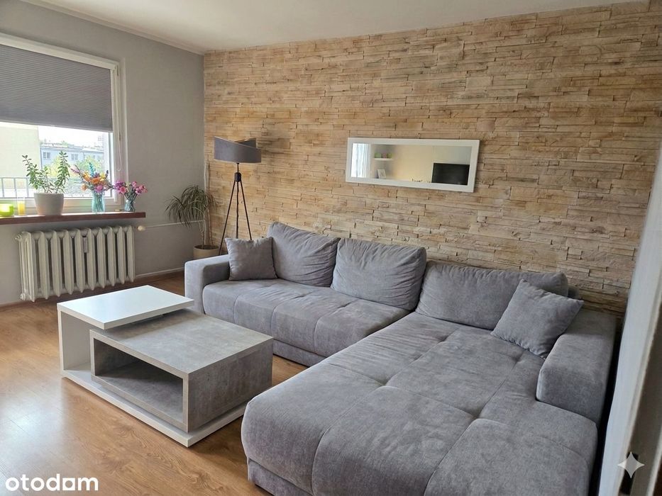 Przestronne mieszkanie 73,8m².Bardzo duża kuchnia, w pełni wyposażone.