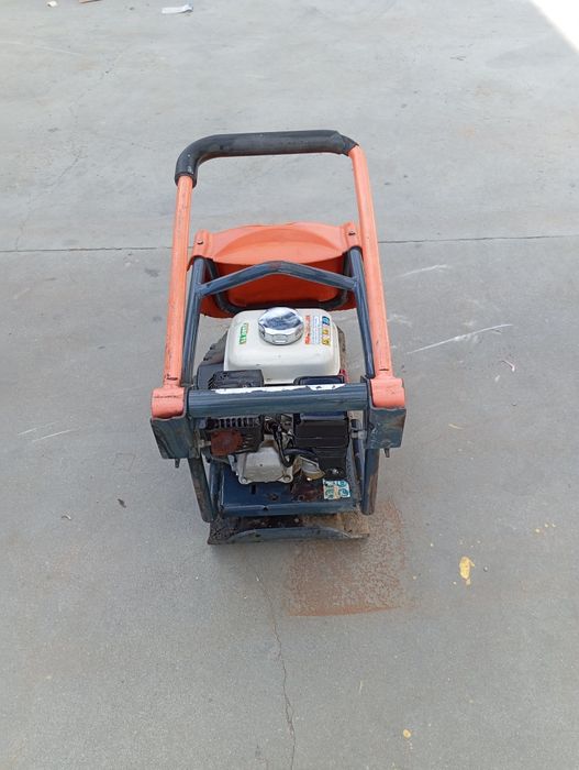 Zageszczarka Belle 80kg honda gx120